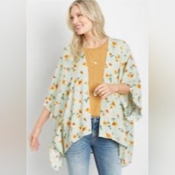 Maurices Other - NWT Maurices Mint Green Daisy Kimono